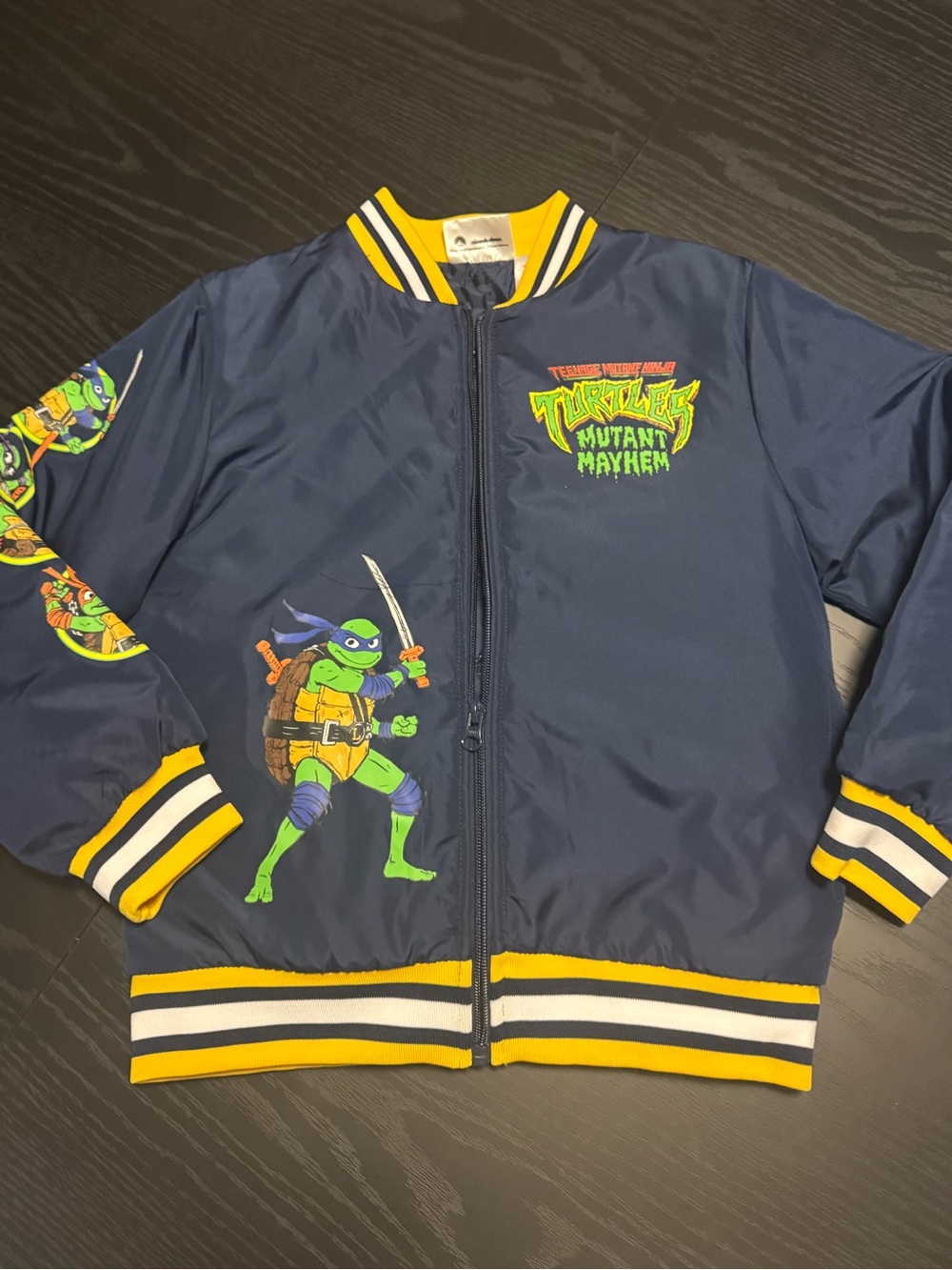 Nickelodeon “Teenage Mutant Ninja Turtles” jacket BOYS 8